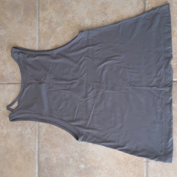 Classic grey & silver Zumba tank - Picture 4 of 4